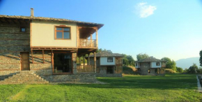 Гостиница Leshten Guest Homes  Лештен